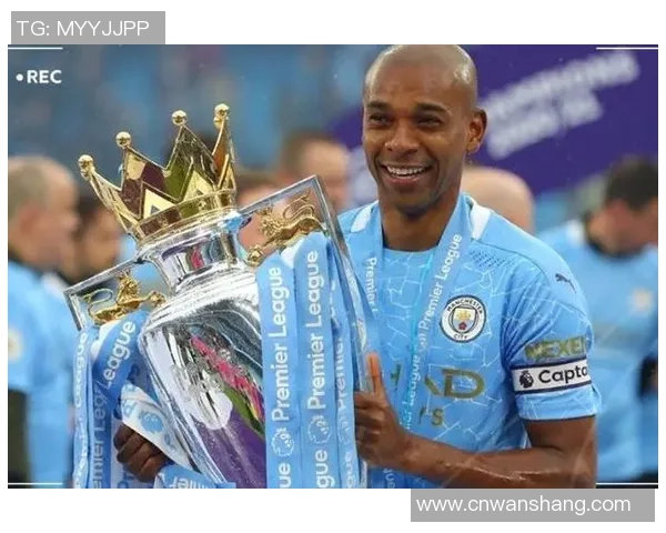 费尔南迪尼奥：从巴西街头到世界舞台的足球传奇之路