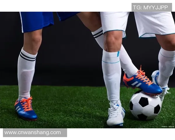 足球巨星炫技视频集锦精彩绝伦 展现极致球场技巧与个人魅力